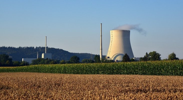 Elektrownia jądrowa. Fot. ulleo/pixabay.com