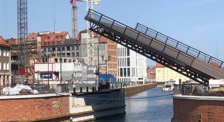 Zwodzony Most Stągiewny w Gdańsku. Fot. Marek Bumblis, źródło: UM Gdańsk