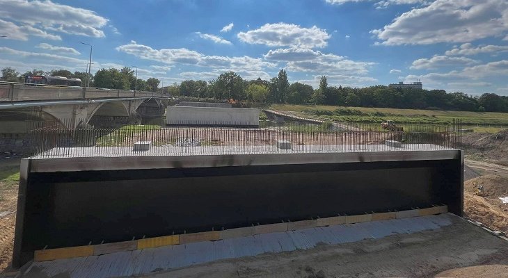 Budowa mostów Chrobrego we Wrocławiu. Fot. facebook.com/wroclawskieinwestycje