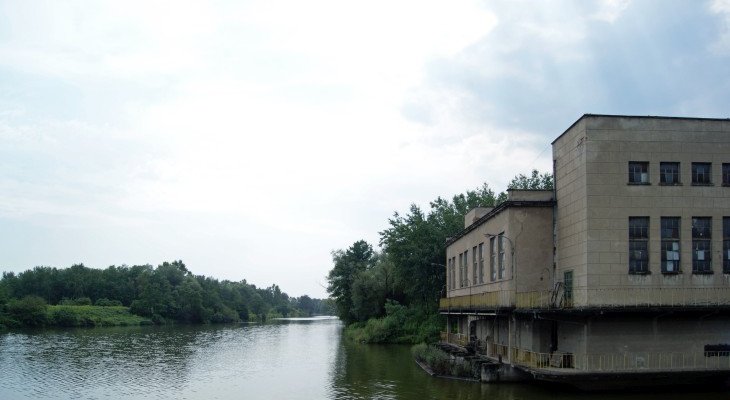 W porcie rzecznym Kujawy w Krakowie zostaną zamontowane wrota przeciwpowodziowe. Fot. wikimapia