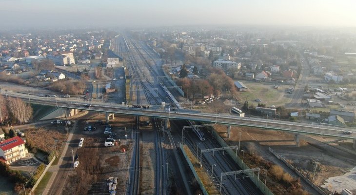 Rail Baltica: otwarto wiadukt drogowy w Tłuszczu na Mazowszu. Fot. Artur Lewandowski/PKP PLK