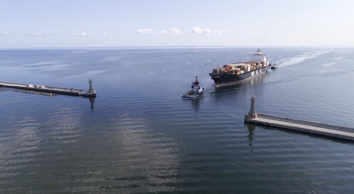 Wejście główne do Portu Gdynia. Fot. T. Urbaniak/ZMPG