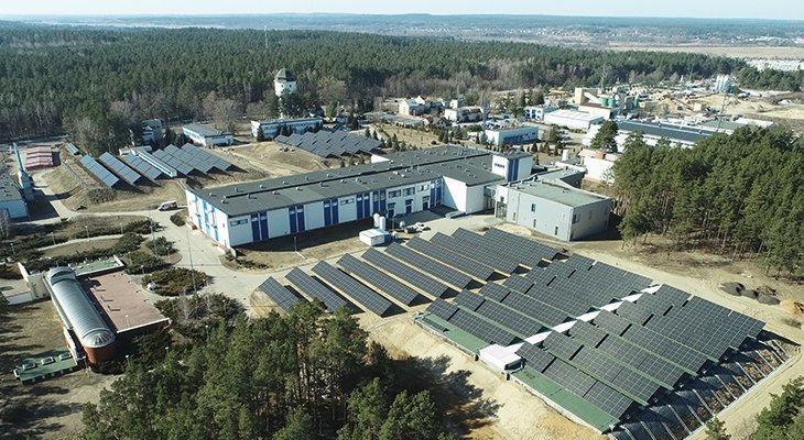FOT. 1 | „Budowa elektrowni fotowoltaicznej na terenie Stacji Uzdatniania Wody w Pietraszach” to ostatni dotychczas projekt unijny Wodociągów Białostockich, zrealizowany w latach 2020-2021