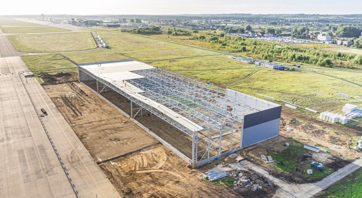 Na lotnisku w Pyrzowicach powstaje hangar dla samolotów i śmigłowców. Fot. Katowice Airport