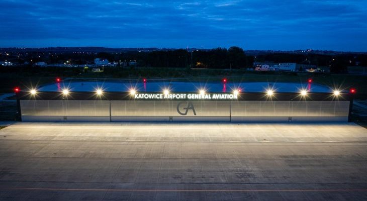 Hangar na lotnisku w Pyrzowicach. Fot. Piotr Adamczyk/Katowice Airport