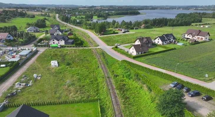 Tor linii kolejowej nr 229 na odcinku Kartuzy–Lębork. Fot. Szymon Danielek/PKP PLK