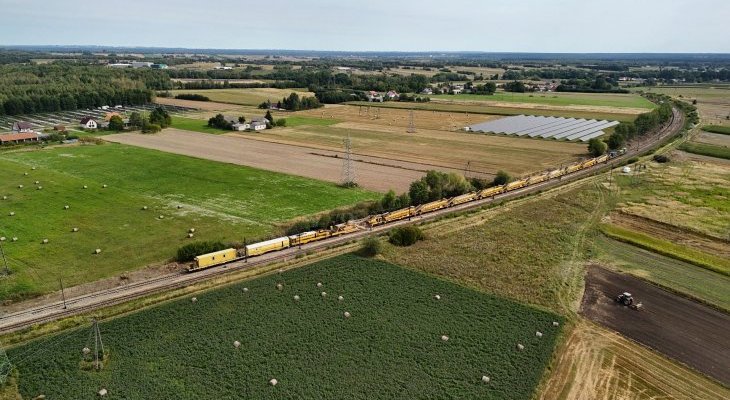 Rewitalizacja toru na odcinku Grybów–Staszów. Fot. Piotr Hamarnik/PKP PLK