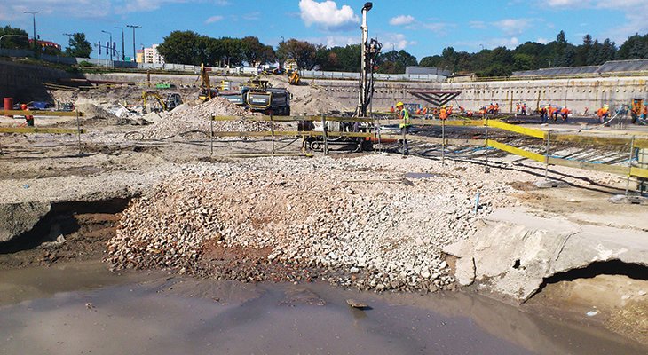 FOT. 1. | Roboty uszczelniające śluzę Tartak na Kanale Augustowskim	