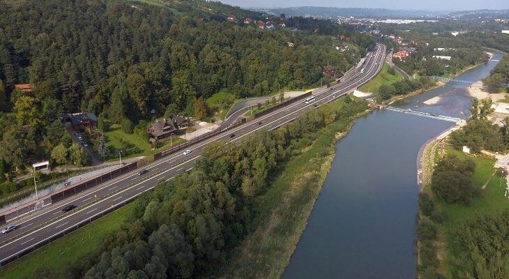 Droga S7-zakopianka w Myślenicach. Fot. Pictofotius/Adobe Stock