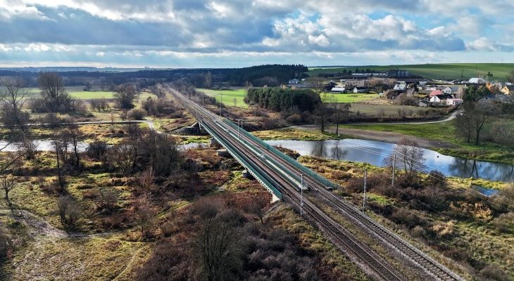 Most kolejowy nad Nidą. Fot. Piotr Hamarnik/PKP PLK