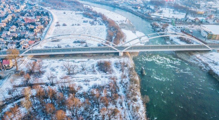 Istniejący most nad Dunajcem w Nowym Sączu. Fot. Henryk Sadura 