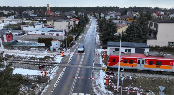 Zmodernizowany przejazd kolejowo-drogowy w Odolionie. Fot. Paweł Mieszkowski/PKP PLK