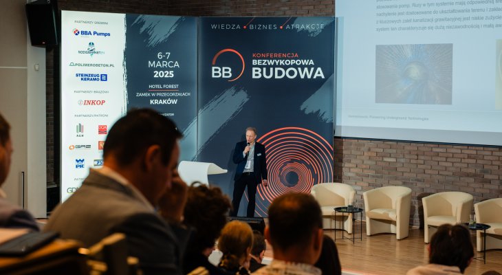 II Konferencja Bezwykopowa Budowa. Wojciech Zatyka (Herrenknecht AG). fot. Quality Studio