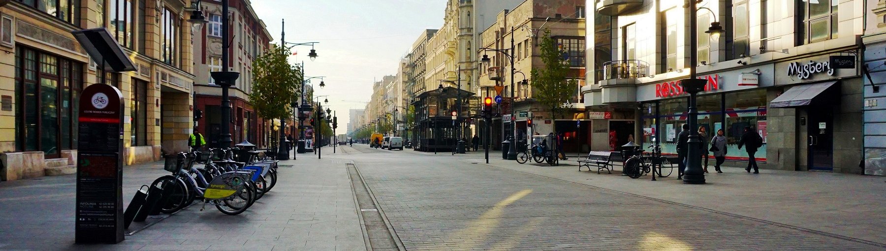 Ulica Piotrkowska – najbardziej reprezentacyjna część Łodzi. Fot. Mariola Anna S/Shutterstock