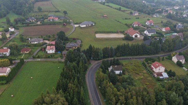 Kielnarowa, ul. Mokra Strona. Fot. PZDW
