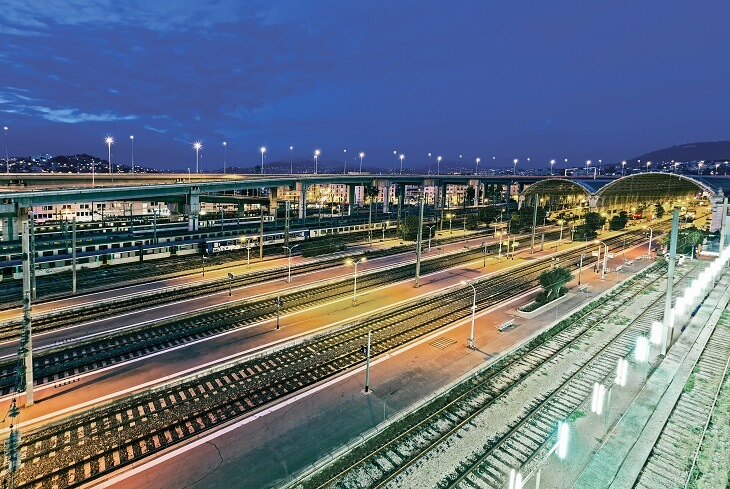 Dworzec kolejowy w Nicei. Fot. afishman64 / Adobe Stock