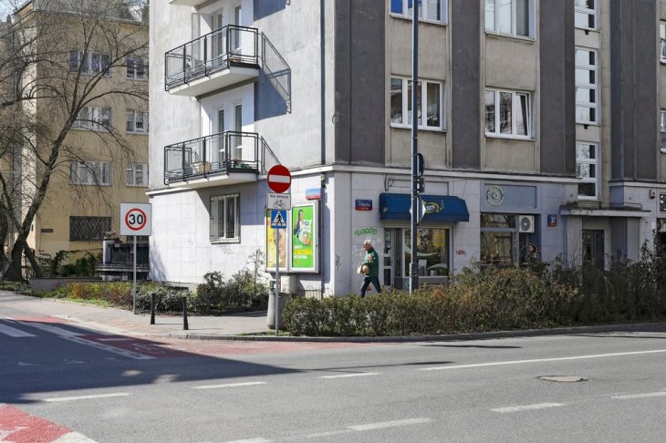 Sklepy w mieszkaniu z bloku – skup mieszkań Śląsk. Fot. mat własne