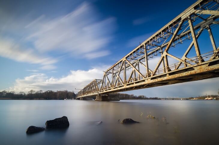 Most zwodzony nad Regalicą. Fot. Mike Mareen/Adobe Stock