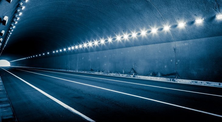 Które tunele w Polsce są najdłuższe? Fot. zhangyang13576997233 / Shutterstock 
