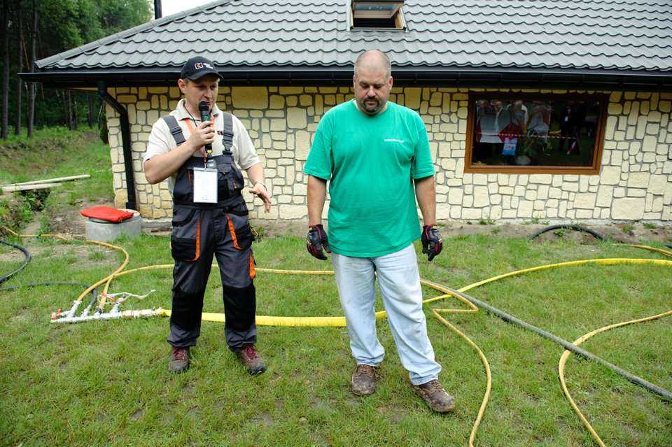 Krzysztof Kublik i Mike Walk z załogi JL Maskiner w Polsce sp. z o.o. - Hammerhead Fot. Quality Studio dla www.inzynieria.com