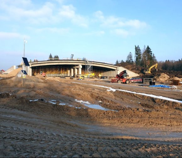 Roboty mostowe na budowie szlaku Via Baltica