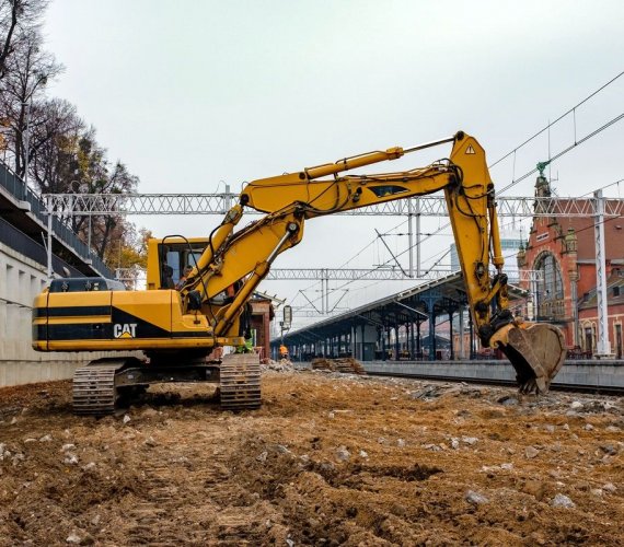 Demontaż peronu dworca Gdańsk Główny