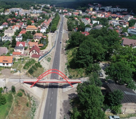 Obwodnicę Barlinka wybudowano na nasypie kolejowym