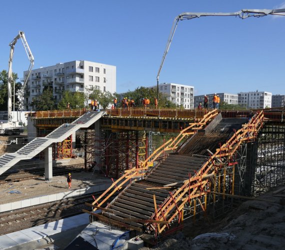 Kończy się budowa przystanku Warszawa Powązki