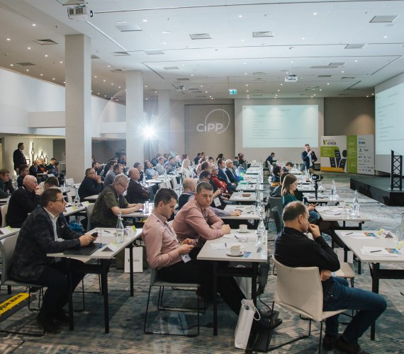 IV Konferencja „Renowacja Wykładzinami (Rękawami) Utwardzanymi na Miejscu” – fotorelacja