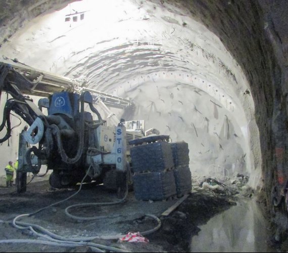 S7–Zakopianka: najnowsze zdjęcia z budowy tunelu