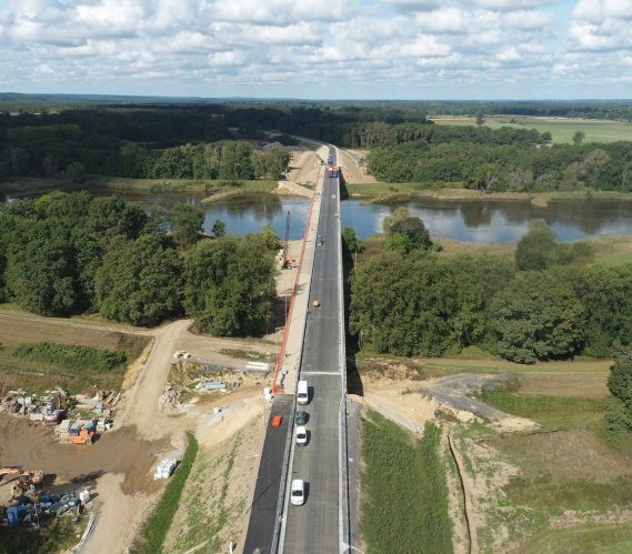 Lubuskie: próby obciążeniowe mostu przez Odrę