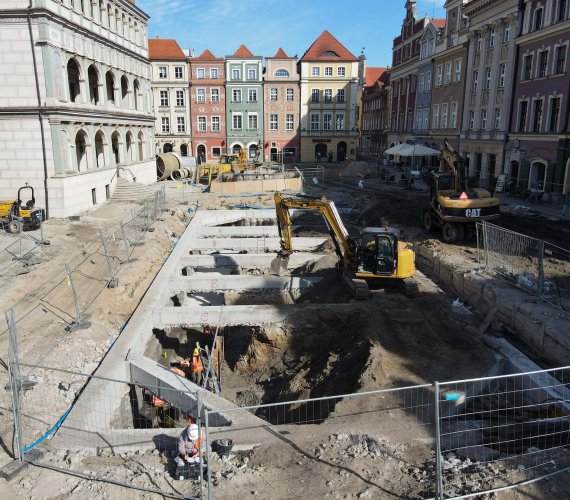 Poznań: rewitalizacja płyty Starego Rynku nabrała rozpędu