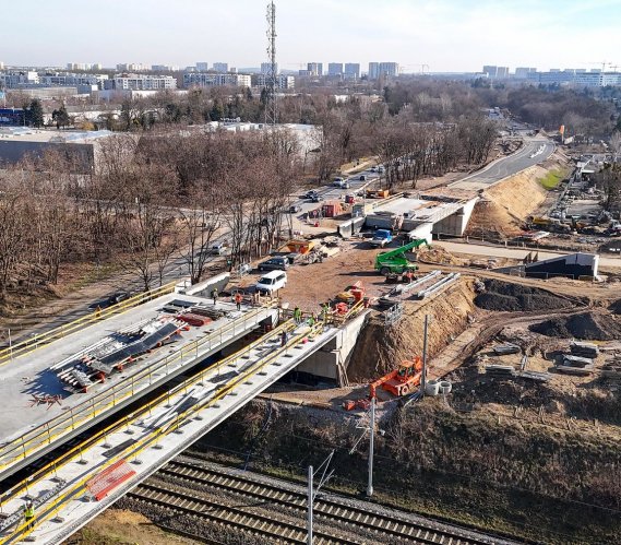 Poznań: wiadukty coraz widoczniejsze. Kolejne etapy budowy