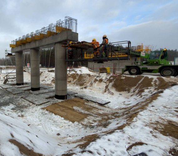 Zima nie zatrzymała budowy drogi ekspresowej S10