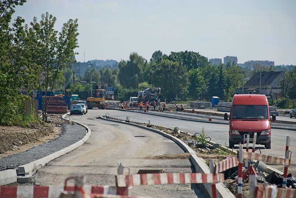 Budowa kolejnego odcinka szybkiego tramwaju przy ul Szklarskiej. Stan na 11 sierpnia 2010