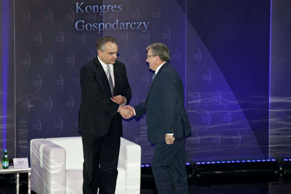 Od lewej: Wicepremier, Minister Gospodarki Waldemar Pawlak, Prezydent RP Bronisław Komorowski. Fot. Quality Studio dla www.inzynieria.com