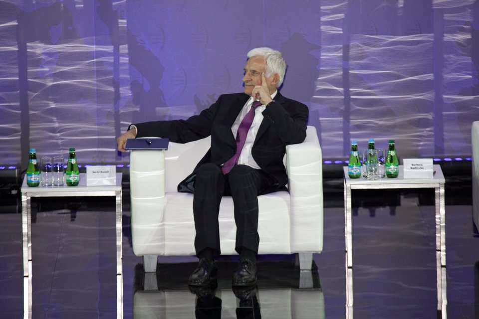 Przewodniczący Parlamentu Europejskiego w latach 2009-2012 Jerzy Buzek. Fot. Quality Studio dla www.inzynieria.com