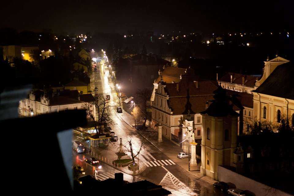 Sandomierz nocą - widok z Bramy Opatowskiej / fot. Quality Studio dla www.inzynieria.com