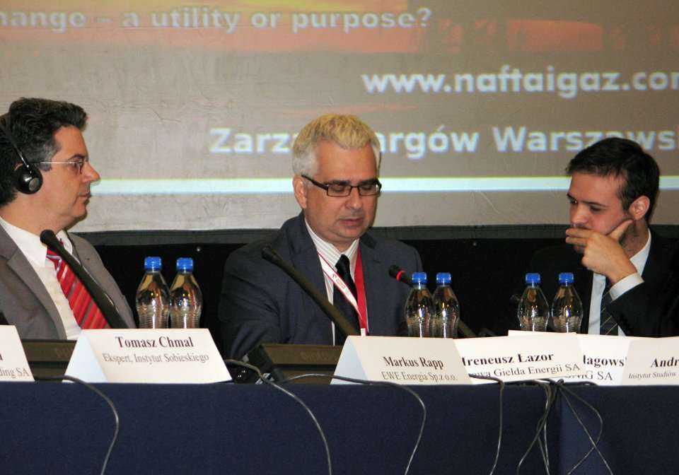 Od lewej: Markus Rapp - EWE Energia sp. z o.o., Ireneusz Łazor - Towarowa Giełda Energii SA, Piotr Szlagowski - PGNiG SA / fot. www.inzynieria.com