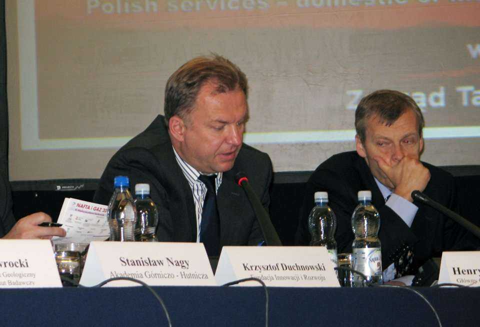 Od lewej: Krzysztof Duchnowski - Fundacja Innowacji i Rozwoju oraz Henryk Jacek Jezierski - Główny Geolog Kraju w latach 2007-2011 / fot. www.inzynieria.com