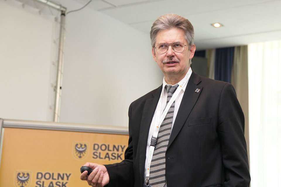 dr Stanisław Pietruszko, EC BREC Instytut Energetyki Odnawialnej