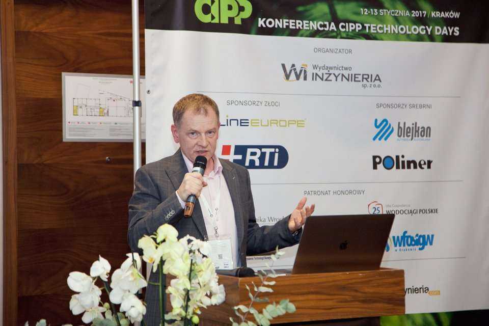 Mirosław Cecuga, Sezam Instal - Przedsiębiorstwo wodociągowo-kanalizacyjne jako niekomercyjny wykonawca remontów kanałów w technologii CIPP za pomocą rękawów nasączonych żywicami epoksydowymi / fot. 