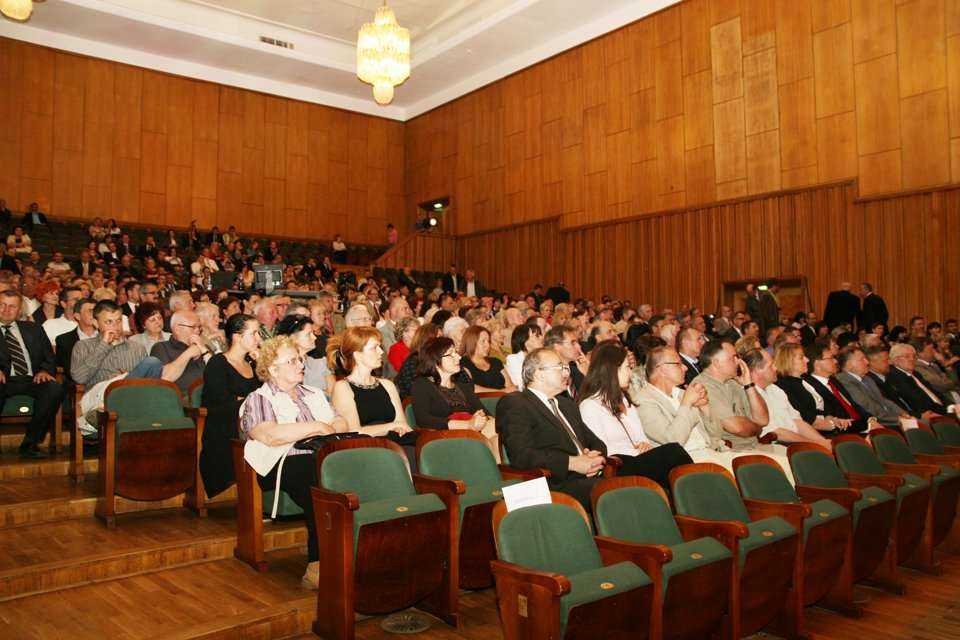 Uroczysta gala połączona z odczytaniem werdyktu jury i wręczeniem nagród targowych. Fot. www.inzynieria.com