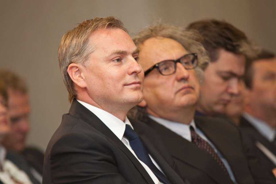 Od lewej: Dyrektor GDDKiA Lech Witecki, Prezes spółki Targów Kielce Andrzej Machoń. fot. Quality Studio dla www.inzynieria.com