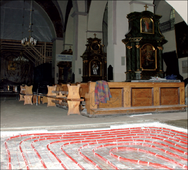 Ogrzewanie podłogowe w Kościele pw. Wniebowzięcia Najświętszej Maryi Panny w Kraśniku,  źródło: Danfoss Poland sp. z o.o.